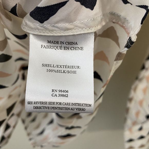 Theory Shirt Womens Medium Linigole Diamond Print Silk Cream Black - Picture 8 of 9